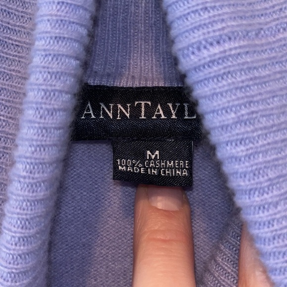 BEAUTIFUL pastel stripe Ann Taylor cashmere turtleneck sweater 3/4 sleeve M - Picture 3 of 7